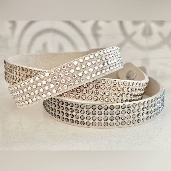 Touchstone Crystal Tri-Wrap Bracelet, Grey - Picture 1 of 6